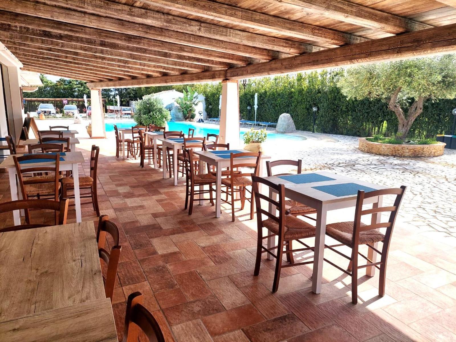 Sisula Country Hotel & Spa Orosei Exterior photo
